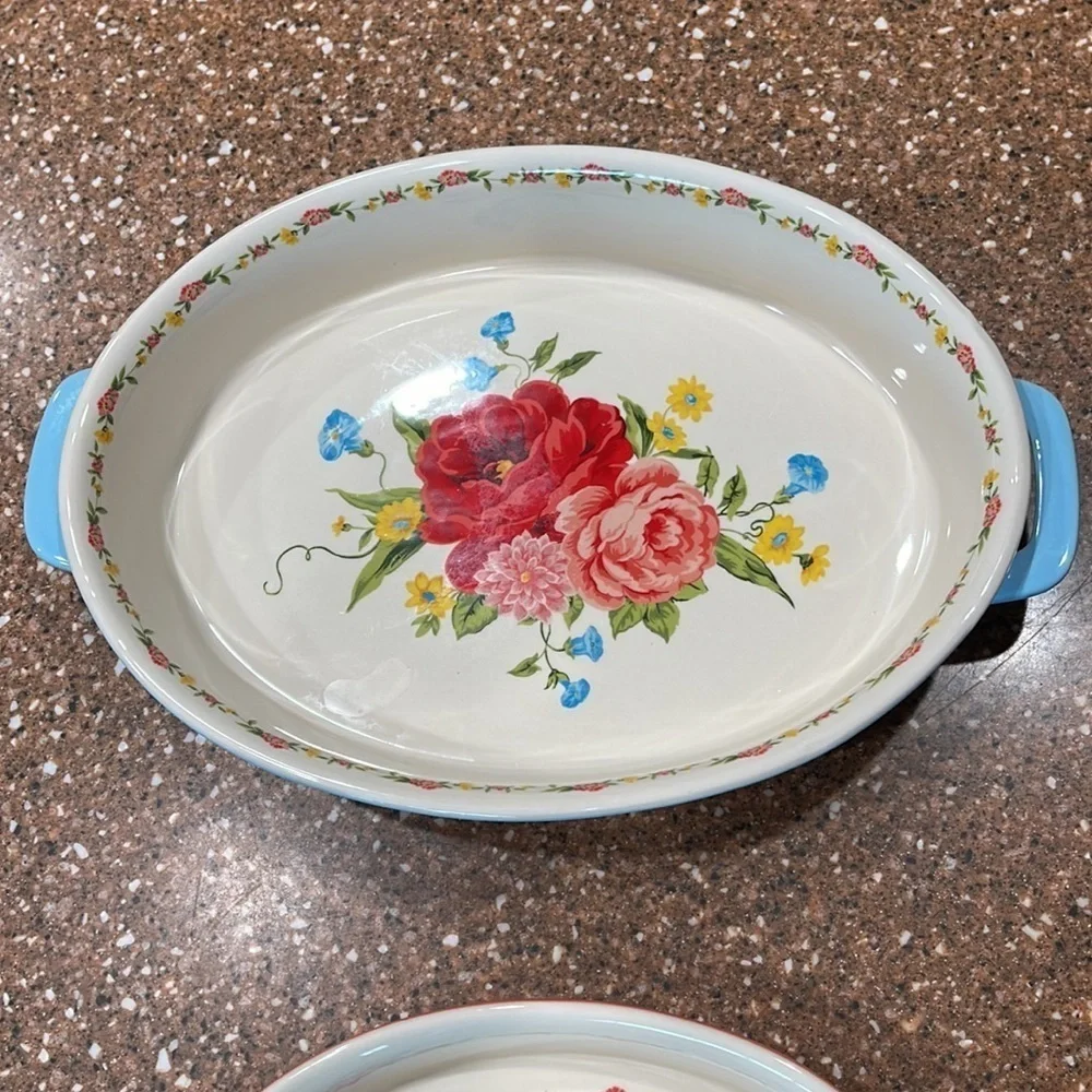 Pioneer woman baking set